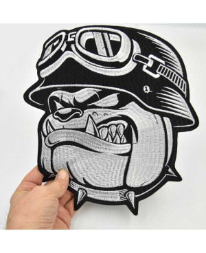 Moto nášivka Bulldog Helmet XXL na záda 28 cm x 25 cm