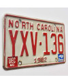Americká SPZ North Carolina 1982 Red YXV-136