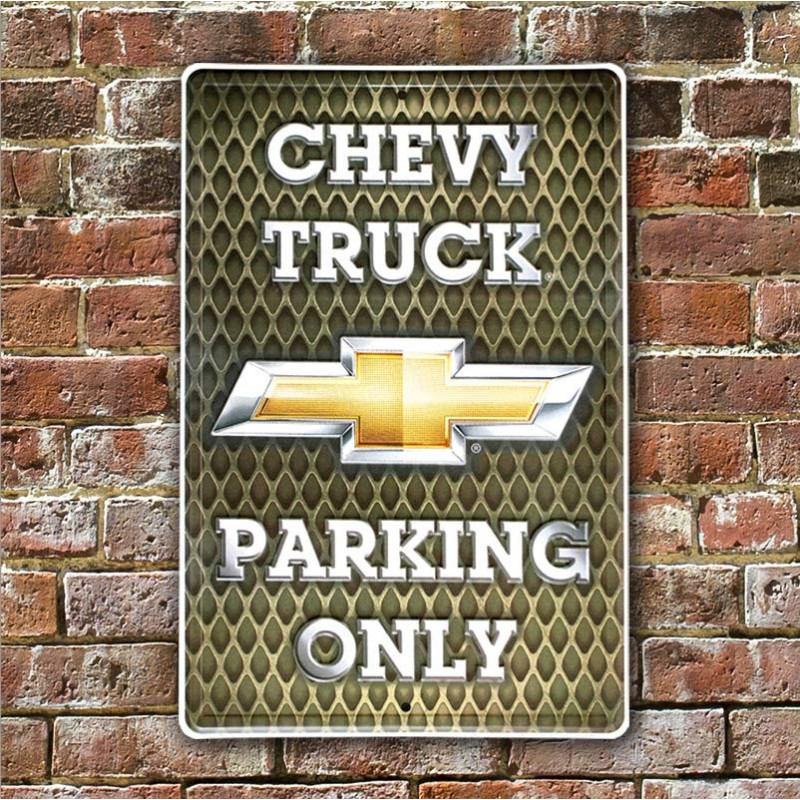 Plechová cedule Chevy Trucks Parking NEW 45 cm x 30 cm w Plechová cedule Chevy Trucks Parking NEW 45 cm x 30 cm w