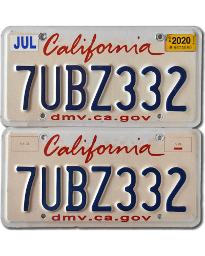 Americká SPZ California 7UBZ332 pár